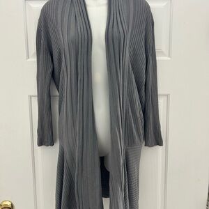NWT Womens Gray One Size Open Front Cardigan Sweater Lightweight Silk Layer